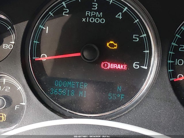 46174601 :رقم المزاد ، 1GNUKJE31AR235063 vin ، 2010 Chevrolet Suburban 1500 Lt1 مزاد بيع