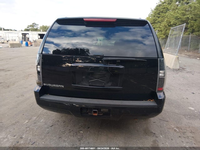 46174601 :رقم المزاد ، 1GNUKJE31AR235063 vin ، 2010 Chevrolet Suburban 1500 Lt1 مزاد بيع