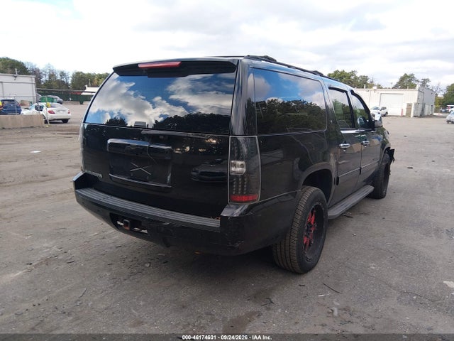 46174601 :رقم المزاد ، 1GNUKJE31AR235063 vin ، 2010 Chevrolet Suburban 1500 Lt1 مزاد بيع