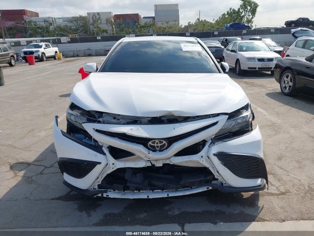 4T1G11AK5NU625376 Toyota CAMRY SE