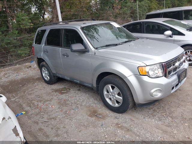 46174676 :رقم المزاد ، 1FMCU9D77AKB10493 vin ، 2010 Ford Escape Xlt مزاد بيع