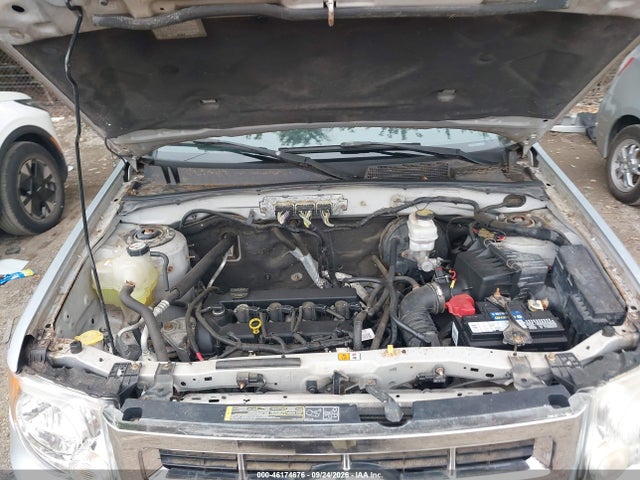 46174676 :رقم المزاد ، 1FMCU9D77AKB10493 vin ، 2010 Ford Escape Xlt مزاد بيع