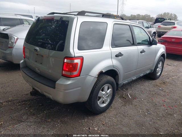46174676 :رقم المزاد ، 1FMCU9D77AKB10493 vin ، 2010 Ford Escape Xlt مزاد بيع