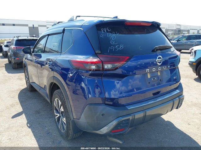 46174690 :رقم المزاد ، 5N1AT3BA6MC721958 vin ، 2021 Nissan Rogue Sv Fwd مزاد بيع