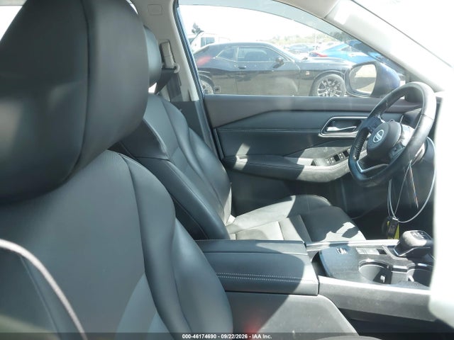 46174690 :رقم المزاد ، 5N1AT3BA6MC721958 vin ، 2021 Nissan Rogue Sv Fwd مزاد بيع