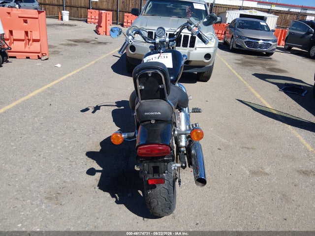 2005 Honda Vt1100 C მანქანა იყიდება აუქციონზე, vin: 1HFSC18105A900228, აუქციონის ნომერი: 46174731