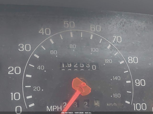 2000 Ford Super Duty F-350 Drw Lariat/xl/xlt მანქანა იყიდება აუქციონზე, vin: 1FTWW32F4YEC75736, აუქციონის ნომერი: 46174823