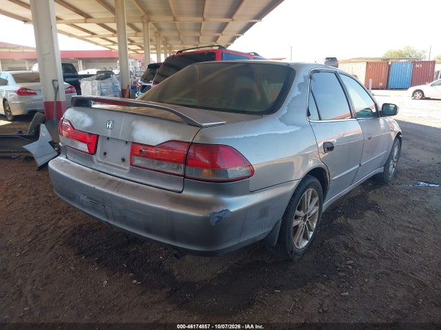 46174857 :رقم المزاد ، 1HGCG1658YA063050 vin ، 2000 Honda Accord 3.0 Ex مزاد بيع
