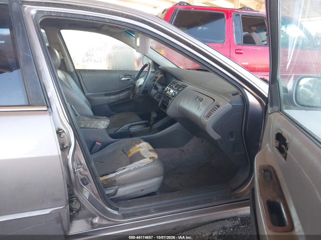 46174857 :رقم المزاد ، 1HGCG1658YA063050 vin ، 2000 Honda Accord 3.0 Ex مزاد بيع