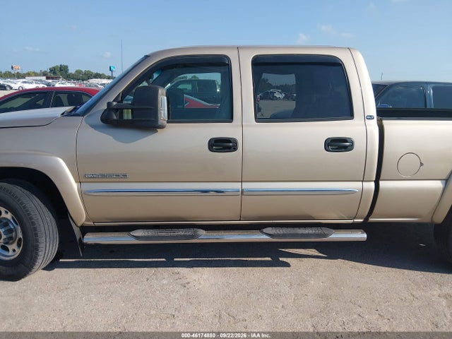 46174880 :رقم المزاد ، 1GTGK23U84F111000 vin ، 2004 Gmc Sierra 2500 Sle مزاد بيع