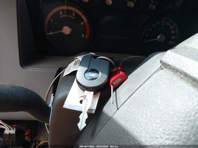 46174884 :رقم المزاد ، 1FD0X5GT7GEC18809 vin ، 2016 Ford F-550 Chassis Xl مزاد بيع