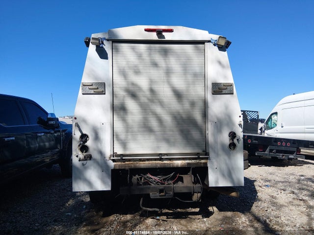 46174884 :رقم المزاد ، 1FD0X5GT7GEC18809 vin ، 2016 Ford F-550 Chassis Xl مزاد بيع