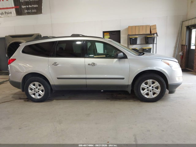 46174964 :رقم المزاد ، 1GNKVFED7CJ413144 vin ، 2012 Chevrolet Traverse Ls مزاد بيع