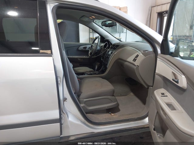 46174964 :رقم المزاد ، 1GNKVFED7CJ413144 vin ، 2012 Chevrolet Traverse Ls مزاد بيع