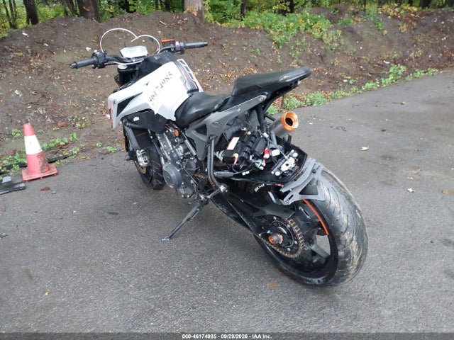 KTM 790 Duke 2023 LCETU7400PH700908 Image 3