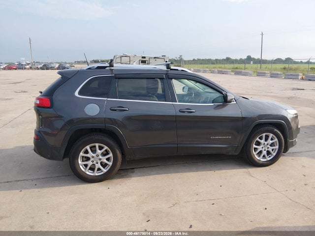 46175014 :رقم المزاد ، 1C4PJMCS1GW283399 vin ، 2016 Jeep Cherokee Latitude مزاد بيع