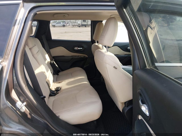 46175014 :رقم المزاد ، 1C4PJMCS1GW283399 vin ، 2016 Jeep Cherokee Latitude مزاد بيع