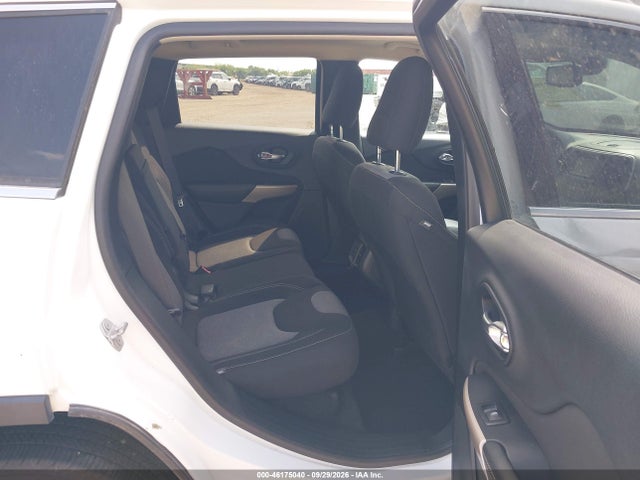 2018 Jeep Cherokee Latitude 4x4 მანქანა იყიდება აუქციონზე, vin: 1C4PJMCB6JD528491, აუქციონის ნომერი: 46175040