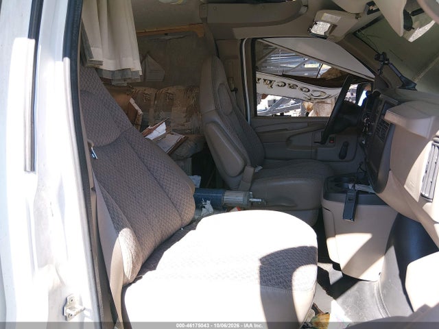 46175043 :رقم المزاد ، 1GBJG31U141178460 vin ، 2004 Chevrolet Express Cutaway مزاد بيع
