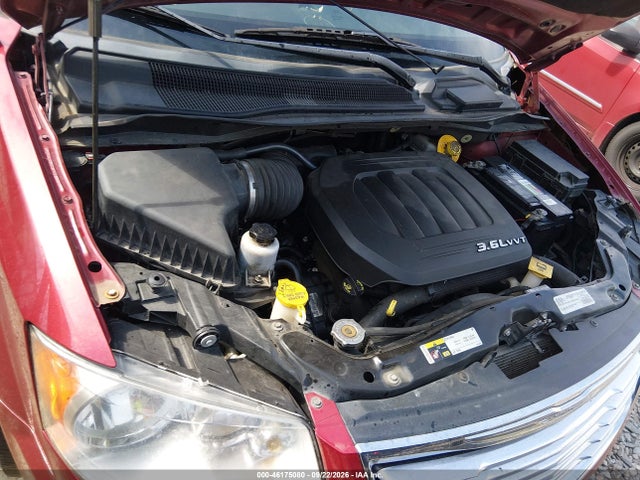 46175080 :رقم المزاد ، 2C4RC1BG8GR118635 vin ، 2016 Chrysler Town & Country Touring مزاد بيع