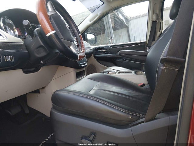 46175080 :رقم المزاد ، 2C4RC1BG8GR118635 vin ، 2016 Chrysler Town & Country Touring مزاد بيع