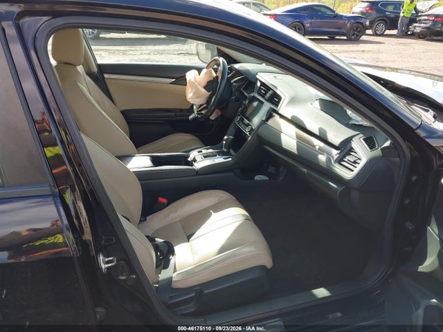 46175110 :رقم المزاد ، 19XFC1F77GE203111 vin ، 2016 Honda Civic Ex-l مزاد بيع