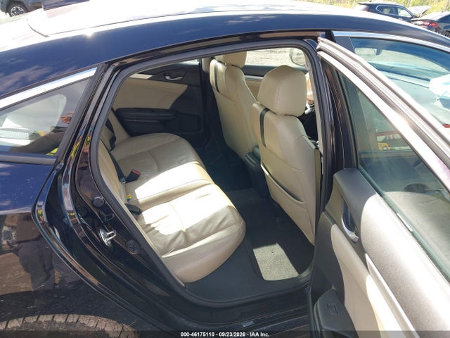 46175110 :رقم المزاد ، 19XFC1F77GE203111 vin ، 2016 Honda Civic Ex-l مزاد بيع
