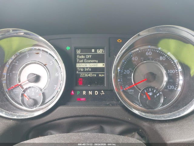 46175122 :رقم المزاد ، 2C4RC1BG9FR695592 vin ، 2015 Chrysler Town & Country Touring مزاد بيع