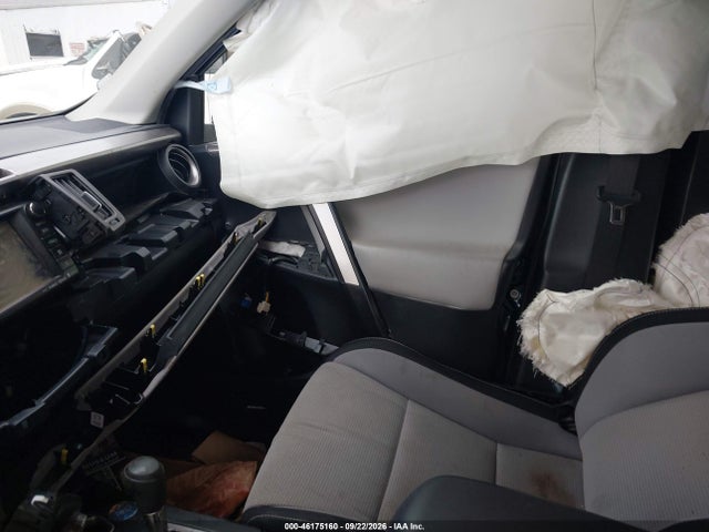 Продажа на аукционе авто 2017 Toyota Rav4 Hybrid Xle, vin: JTMRJREVXHD115318, номер лота: 46175160