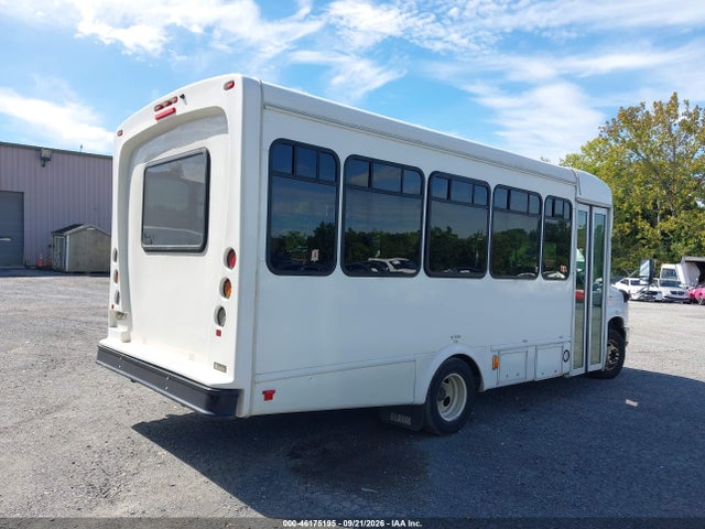 46175195 :رقم المزاد ، 1FDFE4FN2NDC21763 vin ، 2022 Ford E-450 Cutaway مزاد بيع
