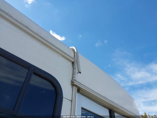 46175195 :رقم المزاد ، 1FDFE4FN2NDC21763 vin ، 2022 Ford E-450 Cutaway مزاد بيع