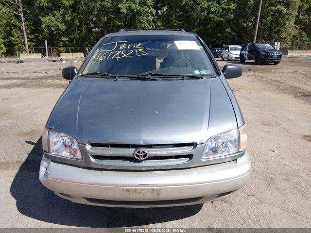 Продажа на аукционе авто 2000 Toyota Sienna Le/xle, vin: 4T3ZF13C7YU213309, номер лота: 46175213