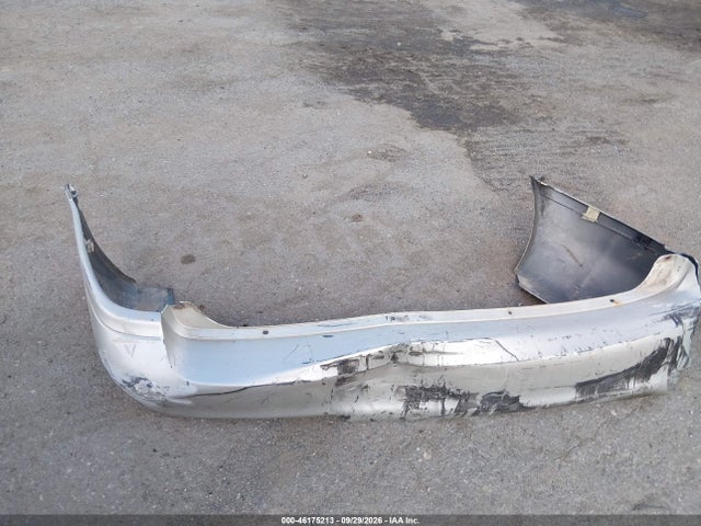 Продажа на аукционе авто 2000 Toyota Sienna Le/xle, vin: 4T3ZF13C7YU213309, номер лота: 46175213