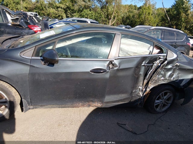 46175223 :رقم المزاد ، 1G1BE5SM0J7185045 vin ، 2018 Chevrolet Cruze Lt Auto مزاد بيع