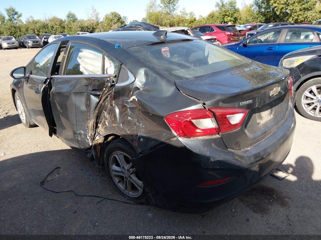 46175223 :رقم المزاد ، 1G1BE5SM0J7185045 vin ، 2018 Chevrolet Cruze Lt Auto مزاد بيع