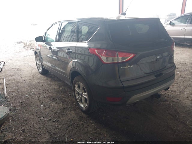 46175276 :رقم المزاد ، 1FMCU9GX2FUB62461 vin ، 2015 Ford Escape Se مزاد بيع