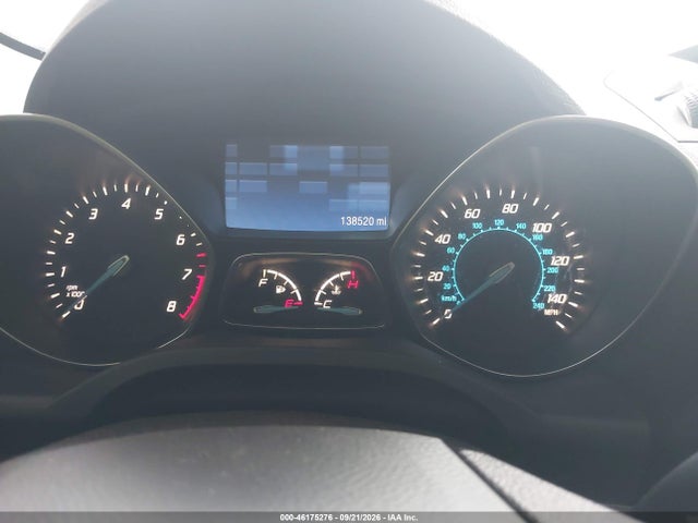 46175276 :رقم المزاد ، 1FMCU9GX2FUB62461 vin ، 2015 Ford Escape Se مزاد بيع