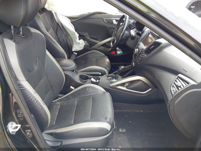 46175294 :رقم المزاد ، KMHTC6AE8GU302331 vin ، 2016 Hyundai Veloster Turbo مزاد بيع