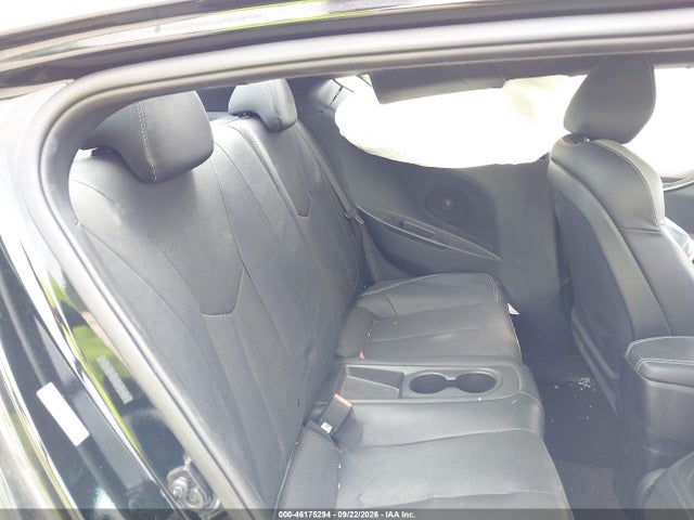 46175294 :رقم المزاد ، KMHTC6AE8GU302331 vin ، 2016 Hyundai Veloster Turbo مزاد بيع