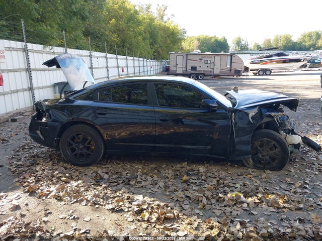 2014 Dodge Charger Police მანქანა იყიდება აუქციონზე, vin: 2C3CDXAT1EH204820, აუქციონის ნომერი: 46175302