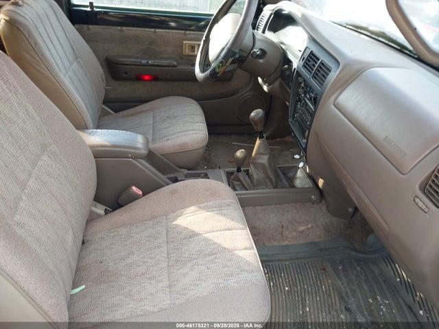 Продажа на аукционе авто 1998 Toyota Tacoma, vin: 4TAWM72N3WZ071841, номер лота: 46175321