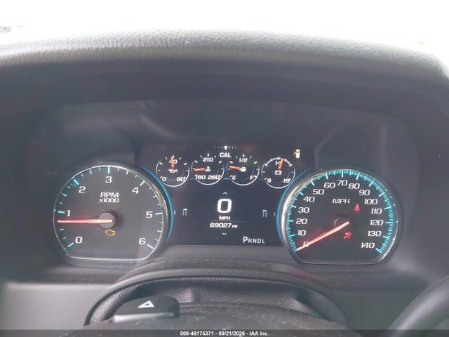 46175371 :رقم المزاد ، 1GKS1CKJ2HR361173 vin ، 2017 Gmc Yukon Denali مزاد بيع