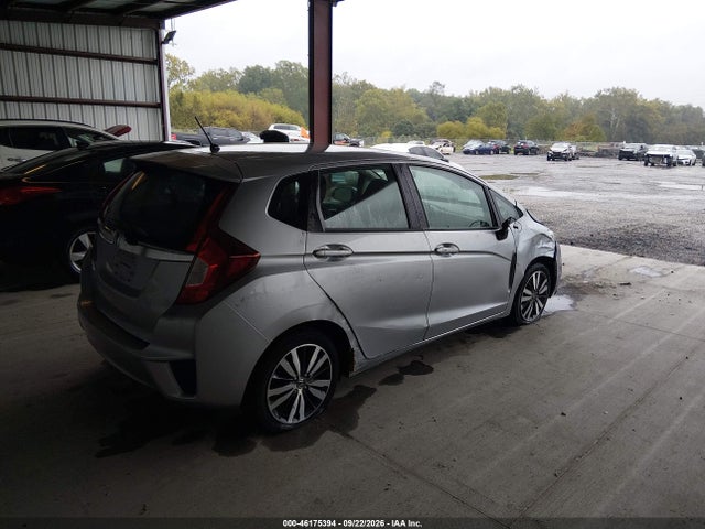 46175394 :رقم المزاد ، 3HGGK5G7XHM706489 vin ، 2017 Honda Fit Ex مزاد بيع