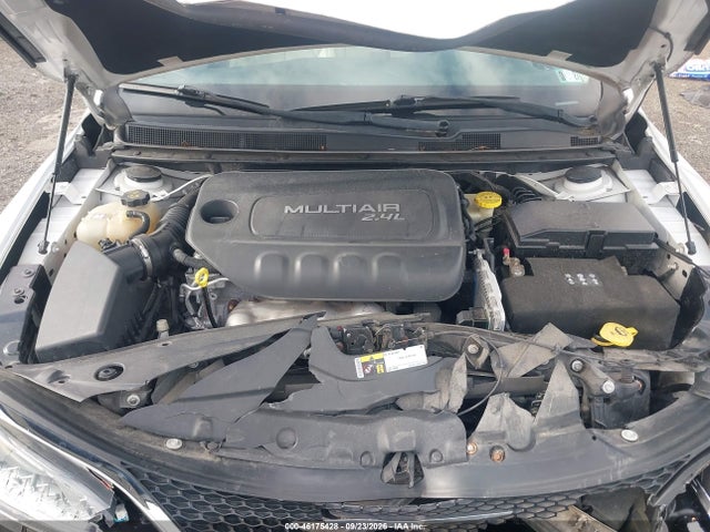 Aukcja sprzedaży 2015 Chrysler 200 C, vin: 1C3CCCCBXFN652451, numer aukcji: 46175428