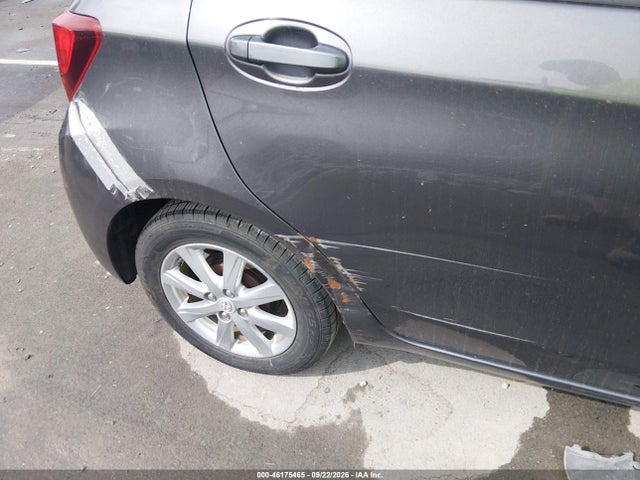 46175465 :رقم المزاد ، VNKKTUD39FA052796 vin ، 2015 Toyota Yaris Le مزاد بيع