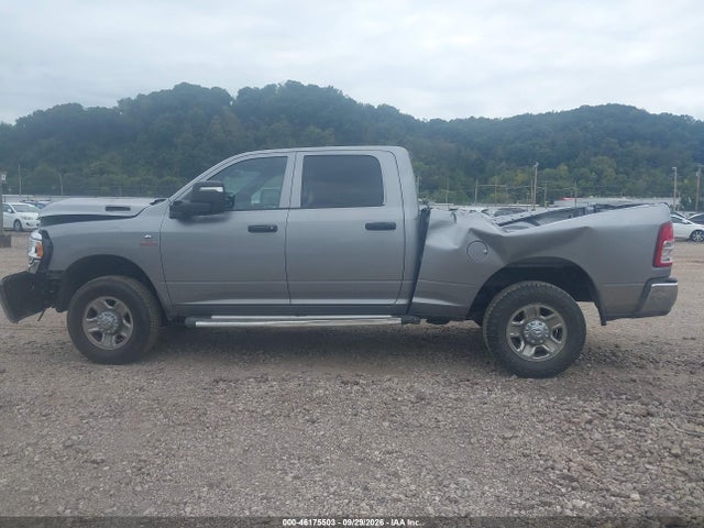 46175503 :رقم المزاد ، 3C6UR5CL7PG538699 vin ، 2023 Ram 2500 Tradesman  4x4 6'4 Box مزاد بيع