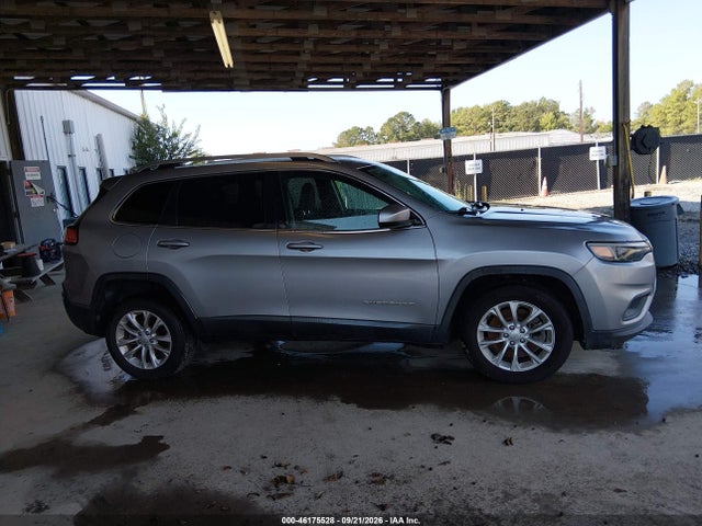2019 Jeep Cherokee Latitude Fwd მანქანა იყიდება აუქციონზე, vin: 1C4PJLCB1KD241586, აუქციონის ნომერი: 46175528