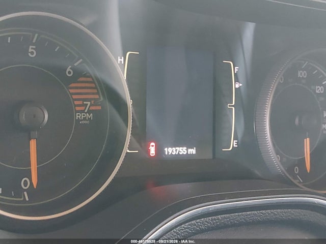 2019 Jeep Cherokee Latitude Fwd მანქანა იყიდება აუქციონზე, vin: 1C4PJLCB1KD241586, აუქციონის ნომერი: 46175528