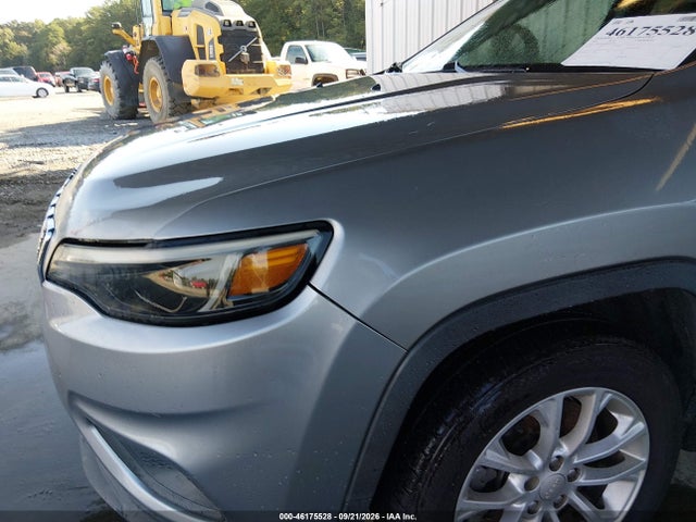 2019 Jeep Cherokee Latitude Fwd მანქანა იყიდება აუქციონზე, vin: 1C4PJLCB1KD241586, აუქციონის ნომერი: 46175528