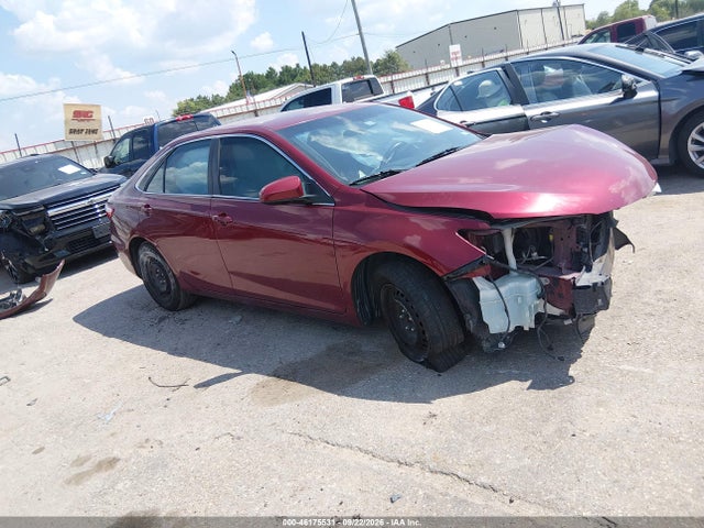 46175531 :رقم المزاد ، 4T1BF1FK2HU721166 vin ، 2017 Toyota Camry Le مزاد بيع